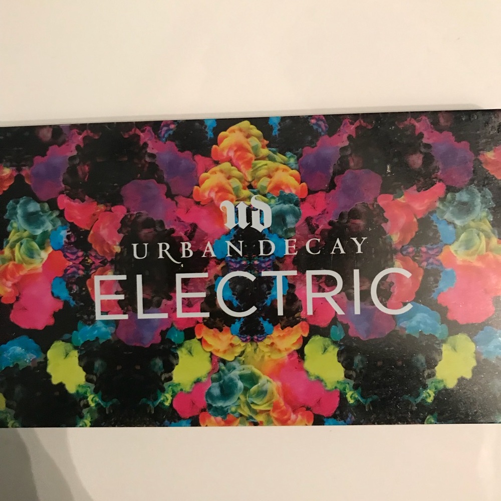 Urban decay electric make up palette gently used